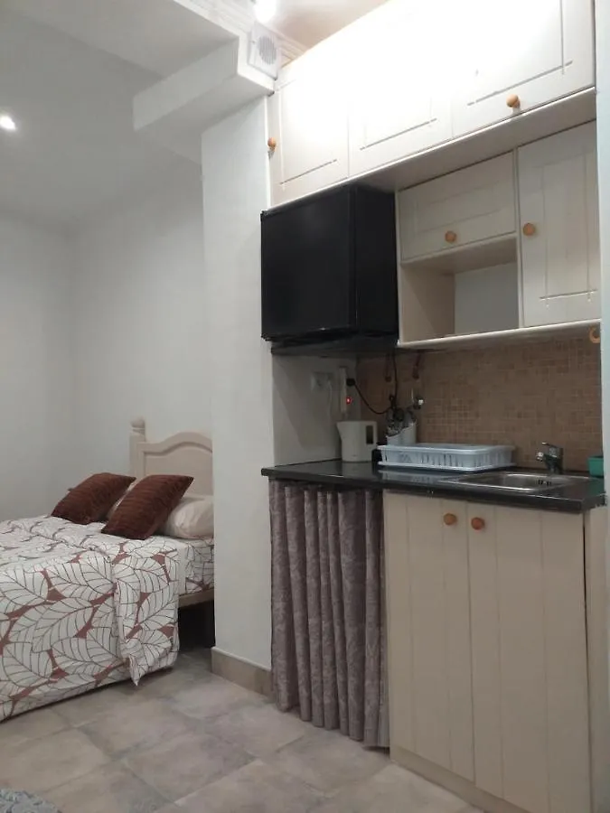 Malaga Ensuites City Centre Guest house
